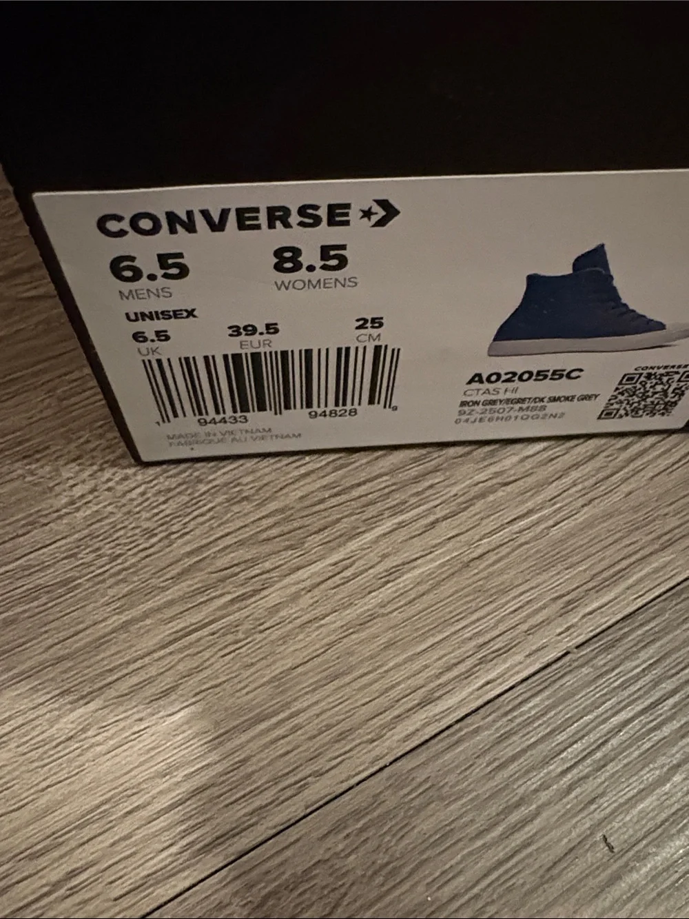 Converse High-Top Leather Sneakers in gray and White